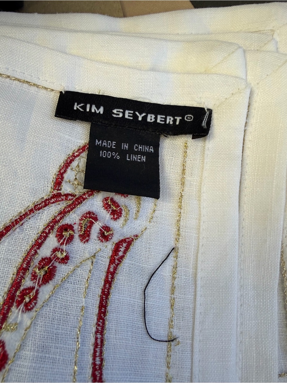 Kim Seybert Embroidered High Heel Linen Cocktail Napkins - Picture 7 of 7
